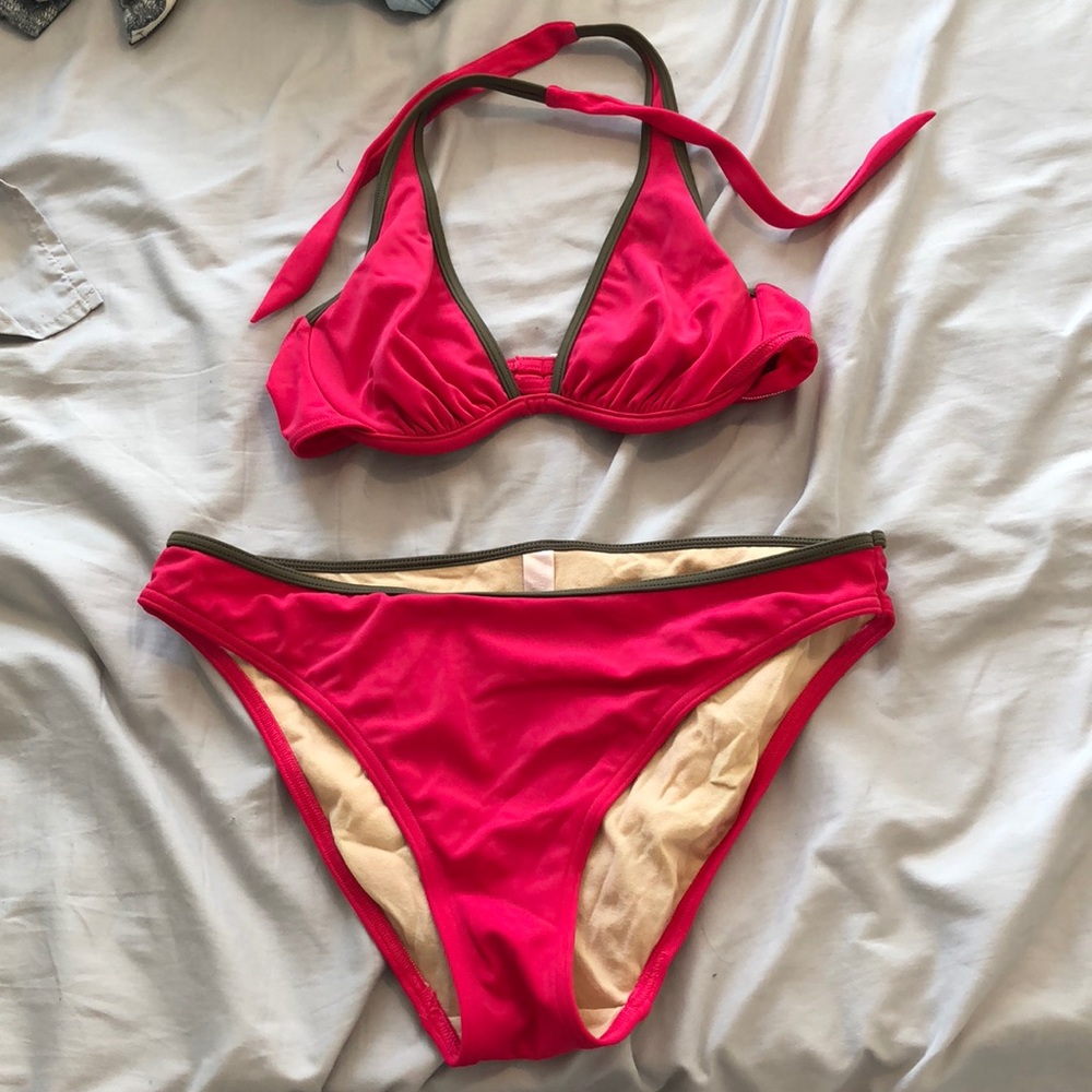 Victoria Secret Medium/34B Bikini